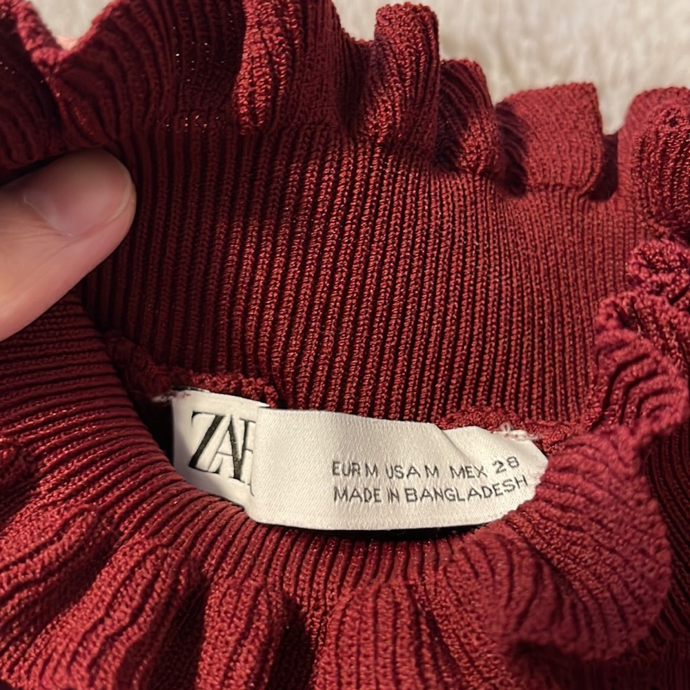 Zara Ruffle Sweater - Picture 4 of 5